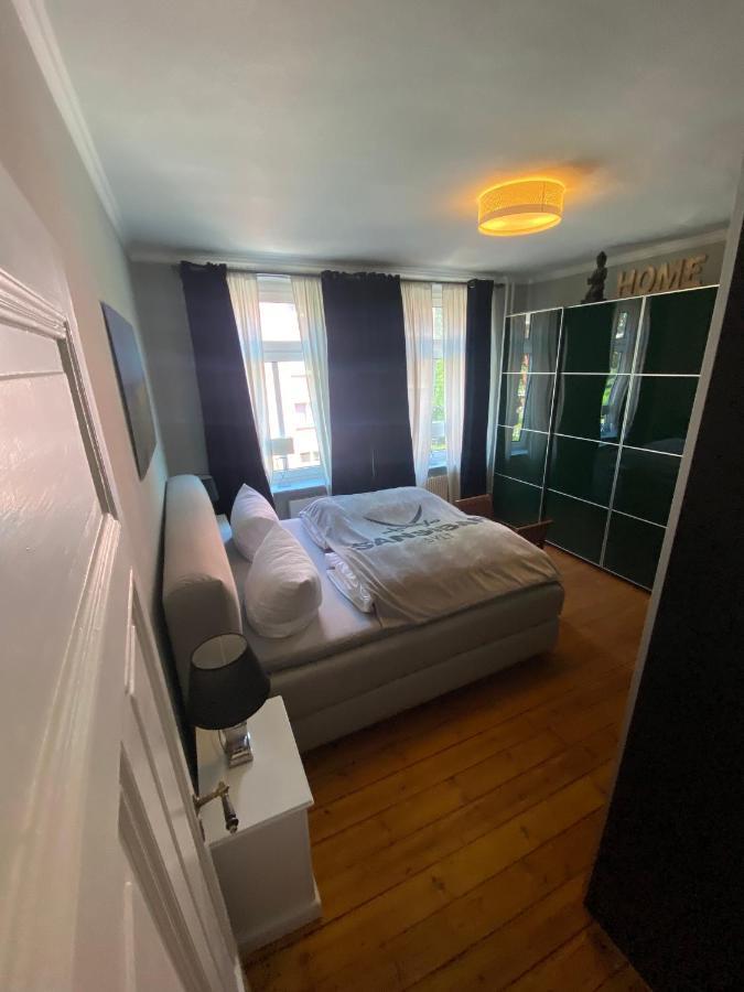 Apartmán Deluxe Altbaucharme In Zentraler Lage Kiel Exteriér fotografie