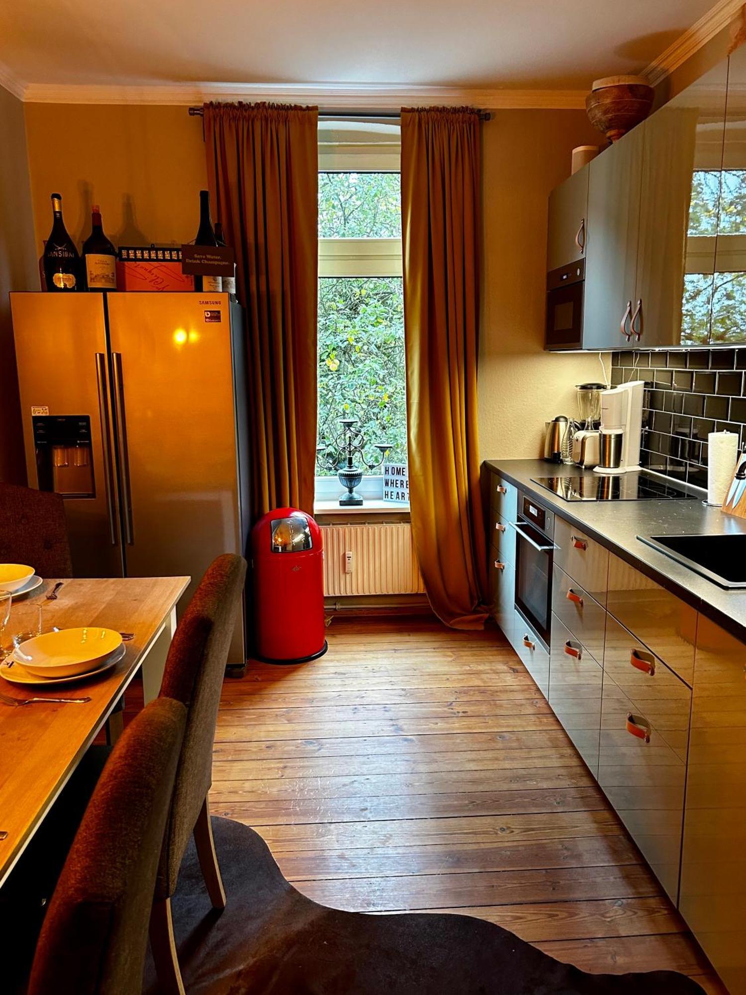 Apartmán Deluxe Altbaucharme In Zentraler Lage Kiel Exteriér fotografie